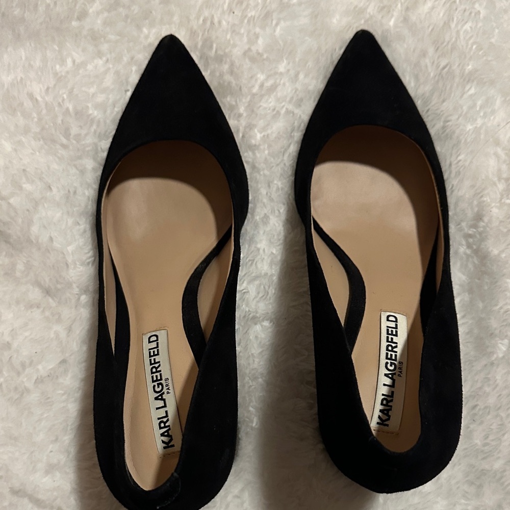 Karl Lagerfeld Black Pointed Flats
